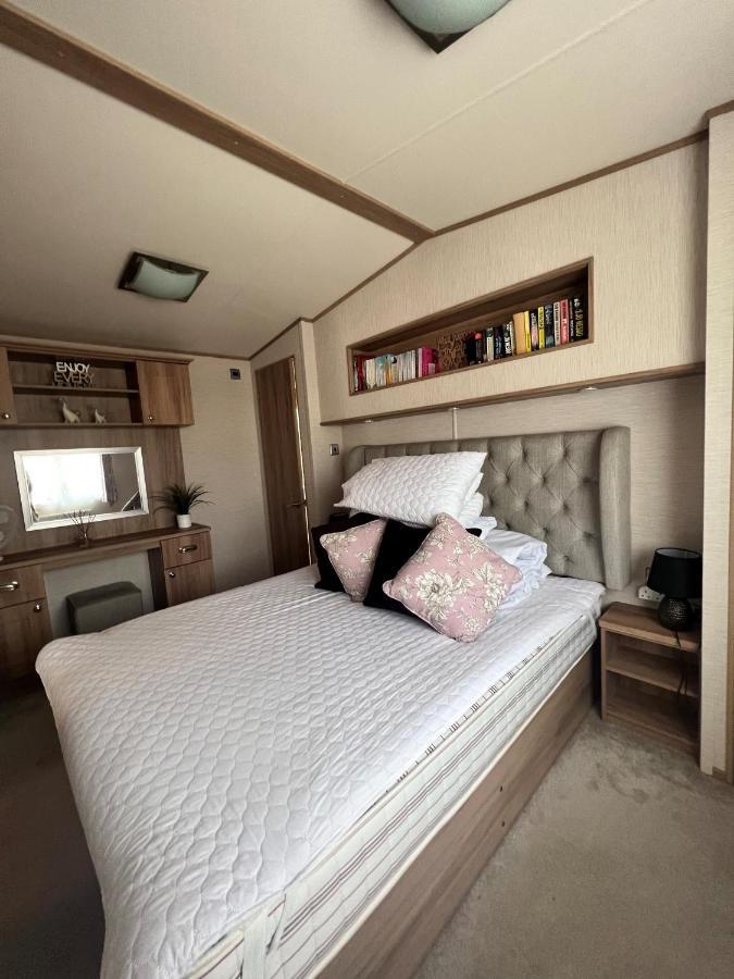 Norfolk Caravan Staycation Pet Friendly Belton with Browston Ngoại thất bức ảnh
